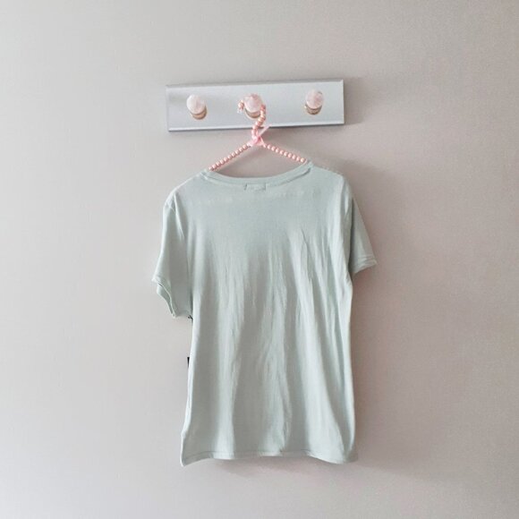 "Go Get 'Em, Tiger" t-shirt & earring bundle set - Picture 6 of 9